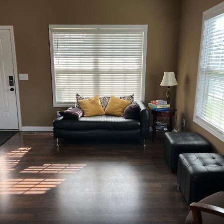 Five Stars Luxury Home Clarksville Esterno foto