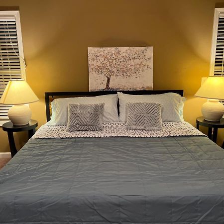 Five Stars Luxury Home Clarksville Esterno foto