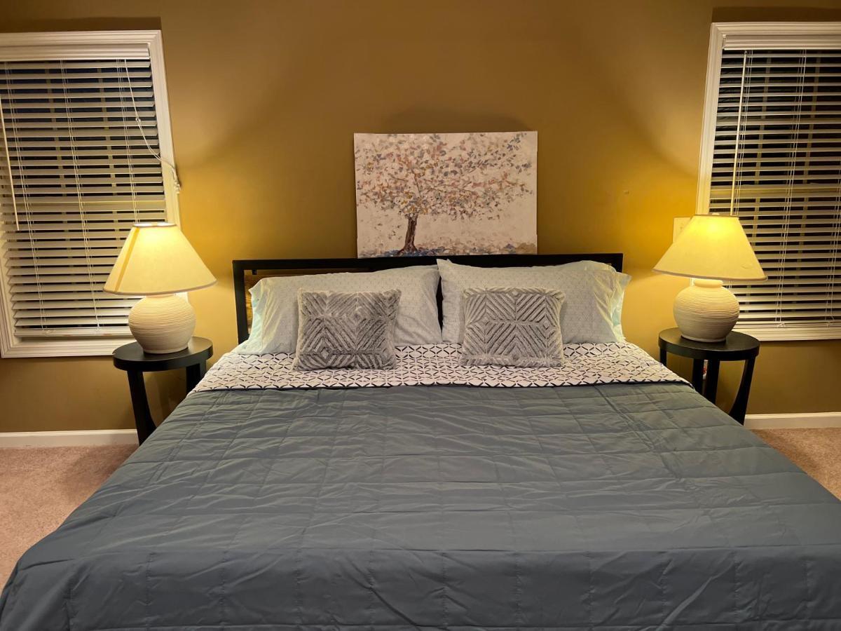 Five Stars Luxury Home Clarksville Esterno foto